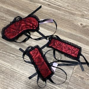 SAVAGE X FENTY blindfold & ties